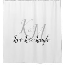 カップルのイニシャルで生きる愛の笑い