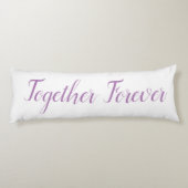 カップルのイニシャルで生きる愛の笑い ボディピロー (裏面)