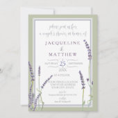 カップルのシャワーの水彩画のラベンダーによっては原稿が開花します 招待状 (正面)