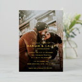 カップルのシャワーフォト婚約パーティ金ゴールド 箔招待状 (立ち正面)