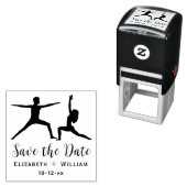 カップルのヨガが新郎新婦をポーズデートを守る セルフインキングスタンプ (インサイチュ)