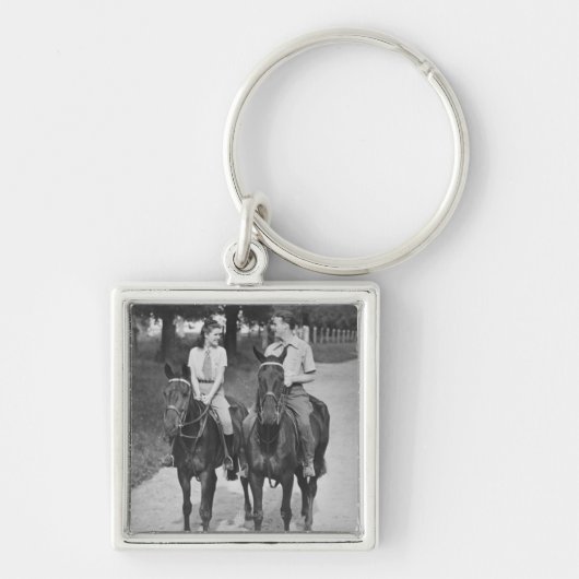 カップルの乗馬馬 キーホルダー (正面)
