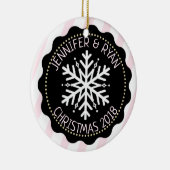 カップルの写真をパーソナライズ白黒スノーフレーク セラミックオーナメント (右)