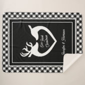 カップルの初めてのクリスマスファームハウスバッファロープレイド シェルパブランケット (正面(横))