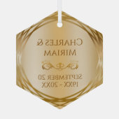 カップルの名前ゴールデン50周年結婚の贈り物 ガラスオーナメント (裏面)