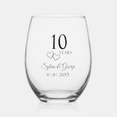 カップルの名前ハート10周年結婚記念品 ステムなしワイングラス (正面)