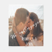 カップルの婚約した写真  フリースブランケット (正面)