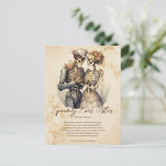 カップルの恋の後に不気味なヴィンテージハロウィーン ポストカード (スタンド正面)