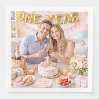 カップルの最初の結婚記念日のお祝いフォー