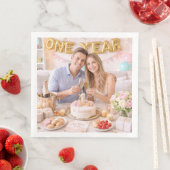 カップルの最初の結婚記念日のお祝いフォー (インサイチュ)