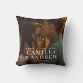 カップルの結婚写真を楽しく クッション (正面)