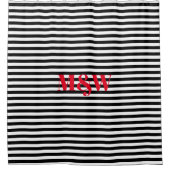 カップルの赤いイニシャルモノグラム白黒ストライプ シャワーカーテン (正面)