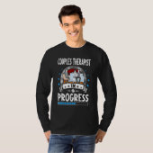 カップルセラピスト見習い中 Tシャツ (正面フル)