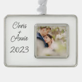 カップルパーソナライズされた磁器フォトオーナメントEnga シルバープレートフレームオーナメント (正面)