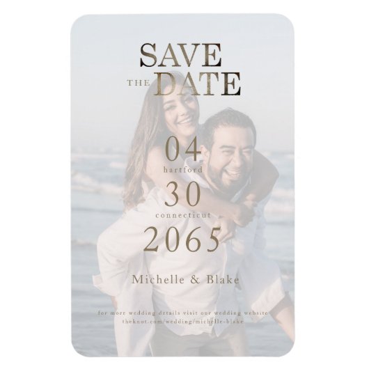 カップルビーチ写真の結婚式の日付を保存 マグネット (縦)