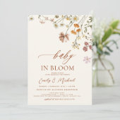 カップルベビーシャワーワイルドフラワーベビーイン開花 招待状 (スタンド正面)