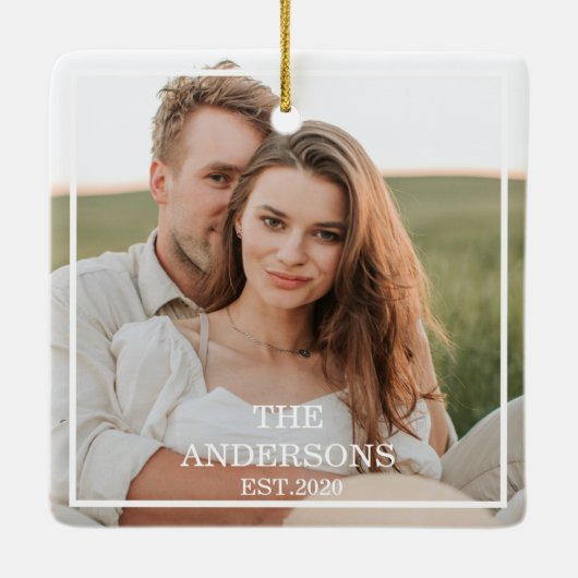 カップルモダンコラージュ写真と家族ミニマルギフト セラミックオーナメント (裏面)