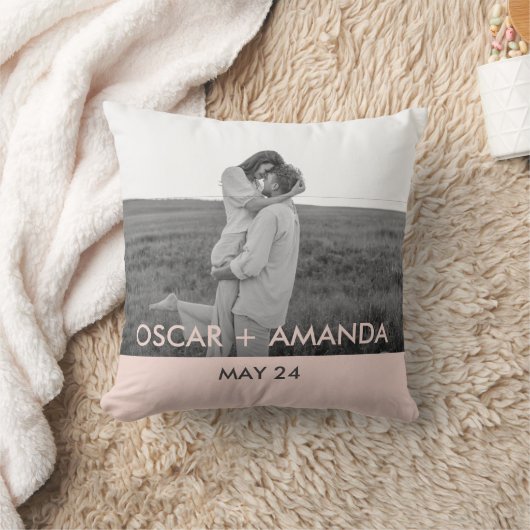 カップルモダンフォトピンクとグレーのパーソナライズド名 クッション (ブランケット)