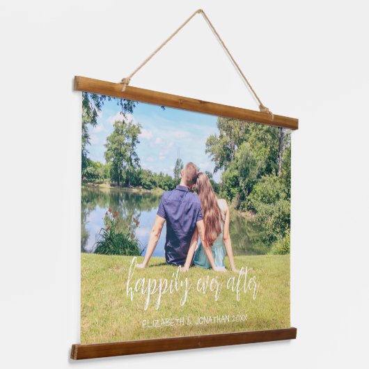 カップル写真の後ずっと幸せに 吊り下げ型タペストリー (傾斜あり)
