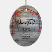 カップル初めてのクリスマスの名前の日付素朴 セラミックオーナメント (右)