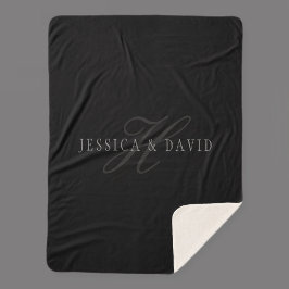 カップル名&姓モノグラム シェルパブランケット