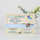 カップル恐竜の赤ちゃんシャワーその男の子の青招待状 招待状 (スタンド正面)