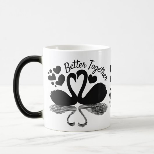 カップル白鳥シルエット反射の水中 モーフィングマグカップ (左)