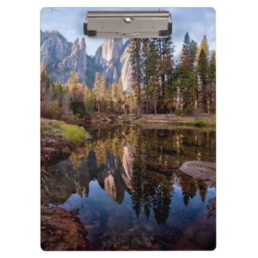 カテドラルのピークの眺め クリップボード (正面)