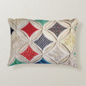 カテドラルウィンドウのキルトパターン アクセントクッション (裏面)