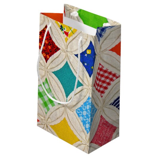 カテドラルウィンドウのキルトパターン スモールペーパーバッグ (裏面アングル)