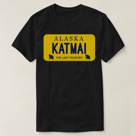 カトマイアラスカライセンスプレート Tシャツ (デザイン正面)
