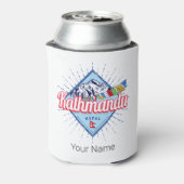 カトマンズマウンテンズネパールレトロフラッグススーベニアム 缶クーラー (缶裏面)