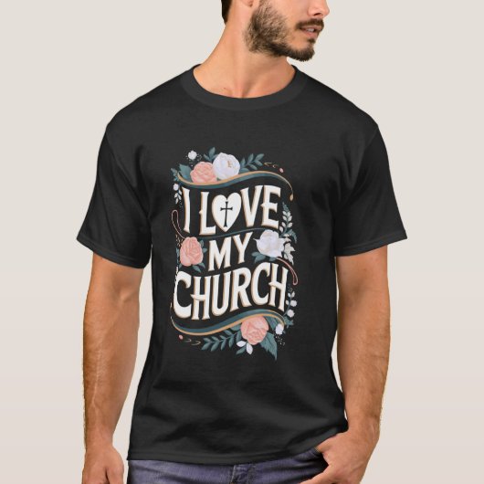 カトリックのキリスト教徒として教会を愛す Tシャツ (正面)