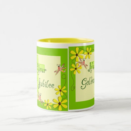 カトリック教の尼僧の金記念祭カード ツートーンマグカップ (中央)