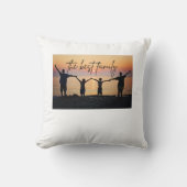 カドル心地よい:家族の絆のための完璧な枕 クッション (正面)