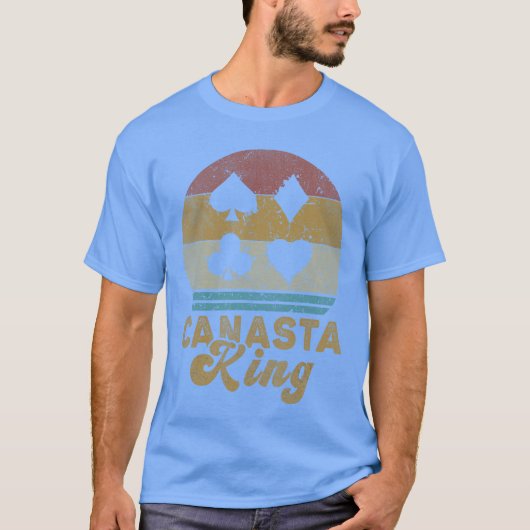 カナスタ王の面白いカナスタカードゲームの家族 Tシャツ (正面)
