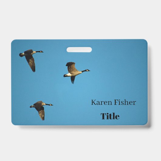 カナダのガチョウが飛んでいる バッジ (正面)