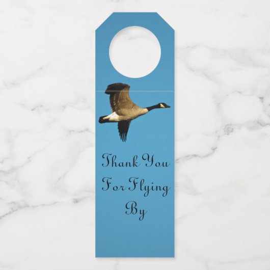 カナダのガチョウが飛んでいる ボトルネックタグ (正面)