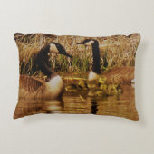 カナダのガチョウ家族のかわいい1初生がちょうの子 アクセントクッション (裏面)