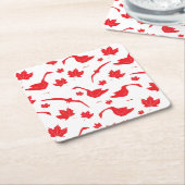 カナダのゲーゼとメープル離れの – カナダ国旗の赤。 スクエアペーパーコースター (アングル)