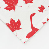 カナダのゲーゼとメープル離れの – カナダ国旗の赤。 フリースブランケット (角)