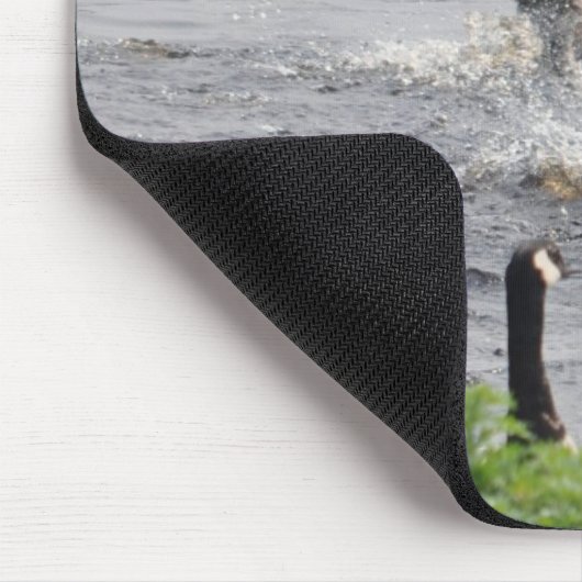 カナダのゲーゼと水の野生生物を修復 マウスパッド (コーナー)