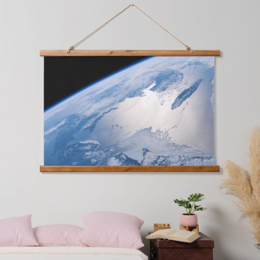 カナダのセントローレンス湾のSunglint。 吊り下げ型タペストリー (寝室)