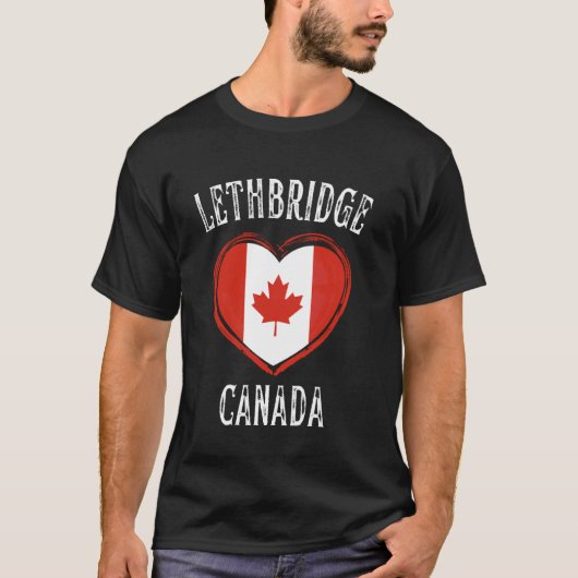 カナダのハートのレズブリッジ市旗 Tシャツ (正面)