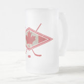 カナダのホッケー国旗のロゴ フロストグラスビールジョッキ (正面右)