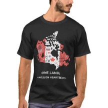カナダのモザイクTシャツ: メイプルと文化アイコン