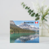 カナダのヨーホー国立公園にある有名なエメラルド湖でのカヤック ポストカード (スタンド正面)