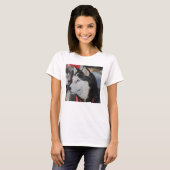 カナダのレース前のハスキー犬 Tシャツ (正面フル)