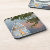 カナダの夕日の湖にカヌー コースター (左側)