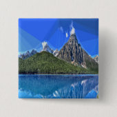 カナダの山の写真 缶バッジ (正面)